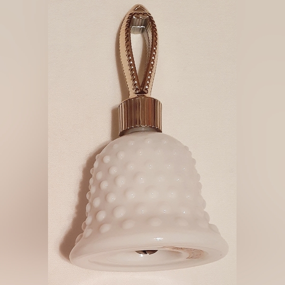 Avon Unforgettable Perfume - Picture 4 of 4